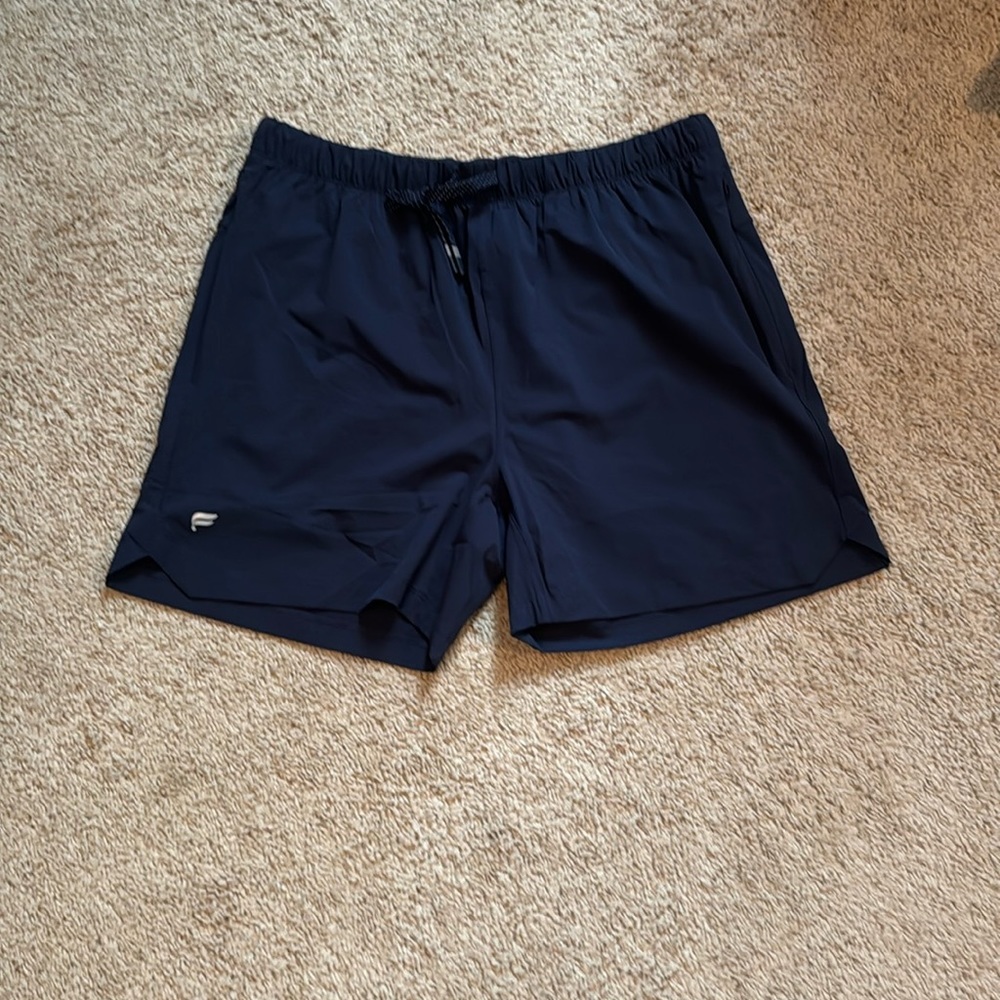 Fabletics 5” One Short Men’s Large *New w/ tags*